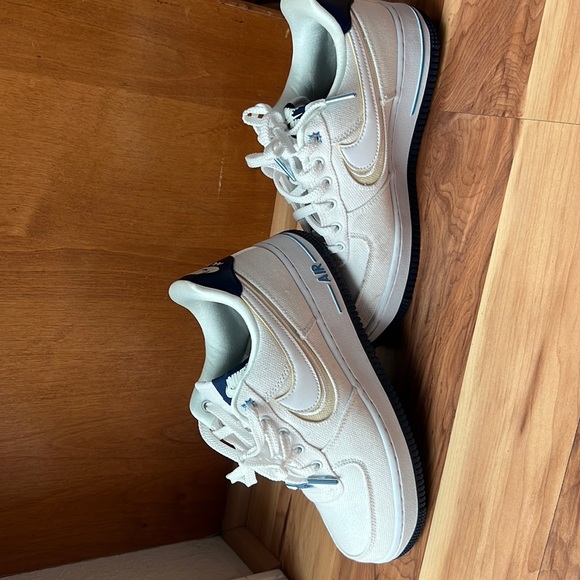 Nike Other - White, Navy, and yellow Airforce One’s